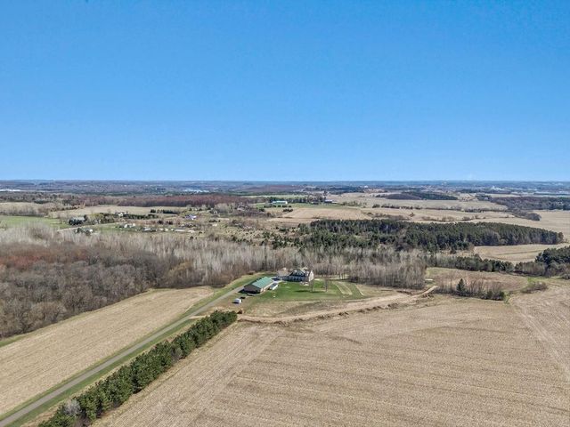 6751 30th Avenue, Eau Claire, WI 54703