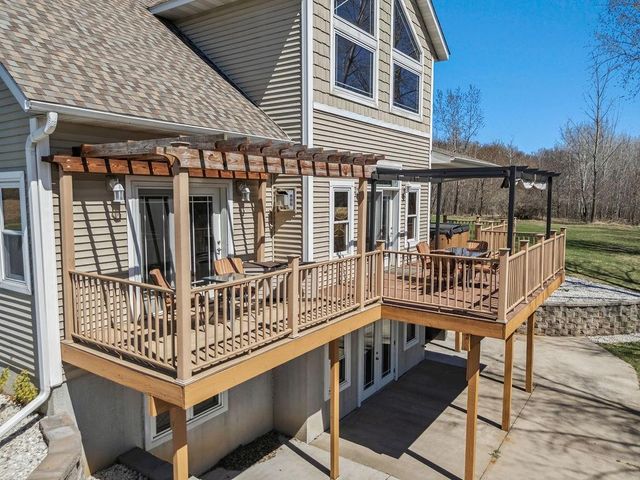 6751 30th Avenue, Eau Claire, WI 54703