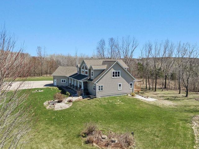 6751 30th Avenue, Eau Claire, WI 54703
