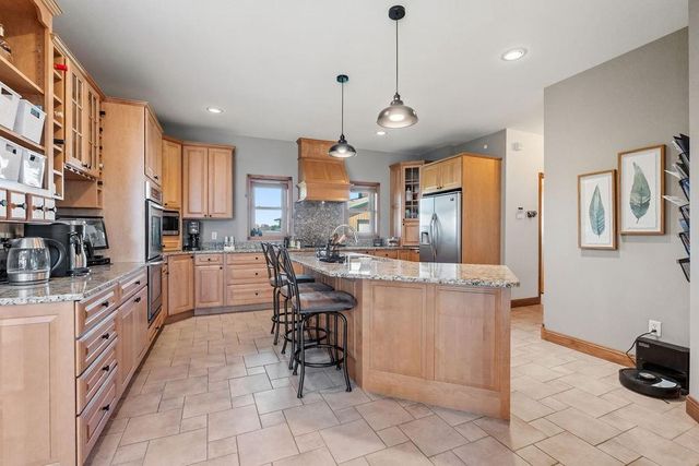 6751 30th Avenue, Eau Claire, WI 54703