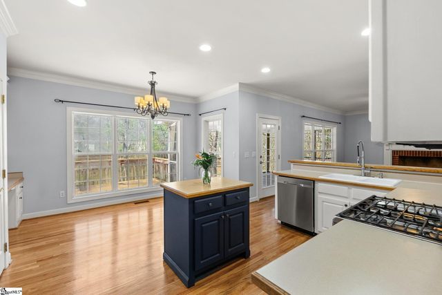 513 Worchester Place, Simpsonville, SC 29680