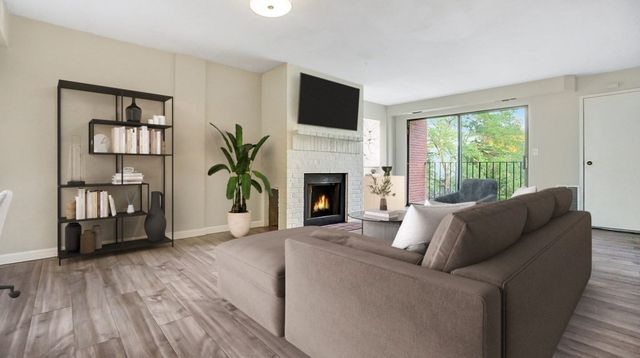 1580 Massachusetts Ave 5F, Cambridge, MA 02138