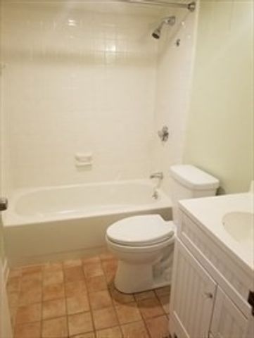 1580 Massachusetts Ave 5F, Cambridge, MA 02138