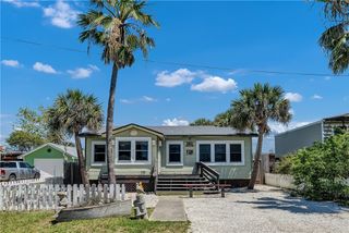 503 Royal Palm Dr, Port Aransas, TX 78373