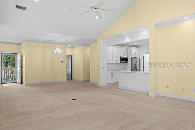 1 Gloucester Rd Apt O2, Hilton Head Island, SC 29928