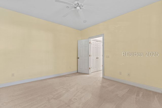 1 Gloucester Rd Apt O2, Hilton Head Island, SC 29928