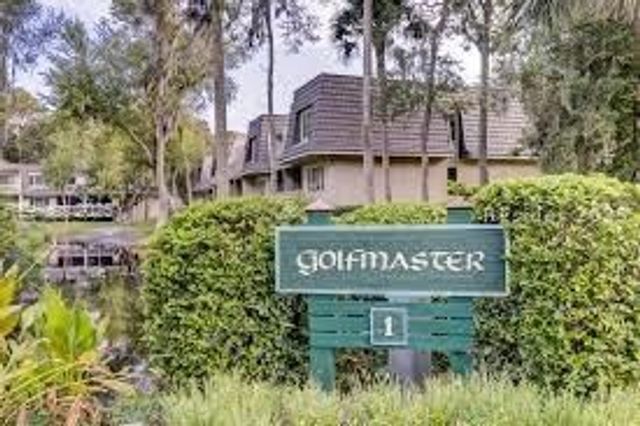1 Gloucester Rd Apt O2, Hilton Head Island, SC 29928