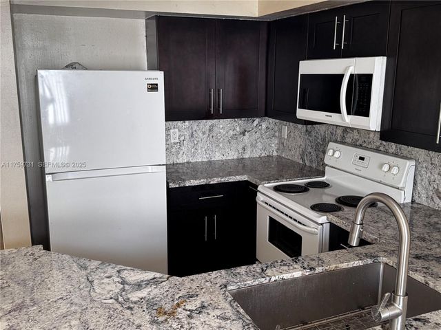 8255 SW 152nd Ave E-412, Miami, FL 33193