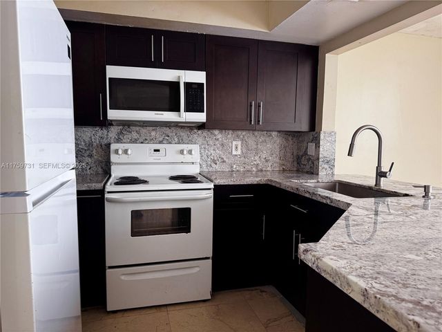 8255 SW 152nd Ave E-412, Miami, FL 33193