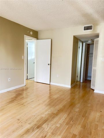 8255 SW 152nd Ave E-412, Miami, FL 33193