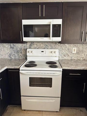 8255 SW 152nd Ave E-412, Miami, FL 33193