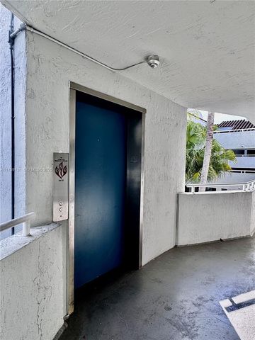 8255 SW 152nd Ave E-412, Miami, FL 33193