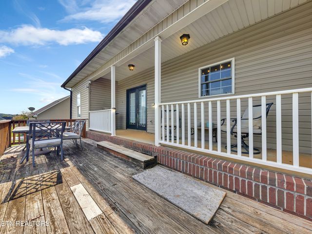 1934 River Vista Circle, Sevierville, TN 37876
