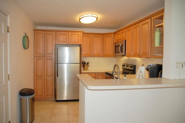 1885 Palm Cove Boulevard 10-203, Delray Beach, FL 33445