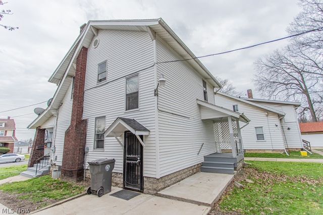 538 Redondo Road, Youngstown, OH 44504