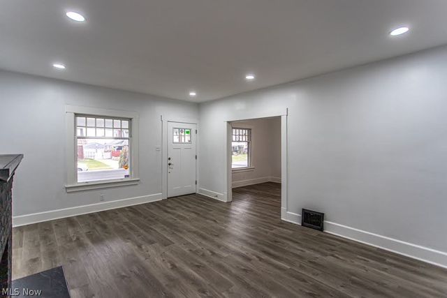538 Redondo Road, Youngstown, OH 44504