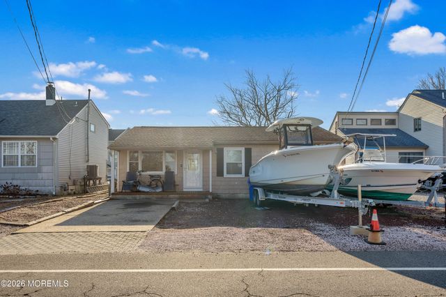 267 Alameda Drive, Brick, NJ 08723