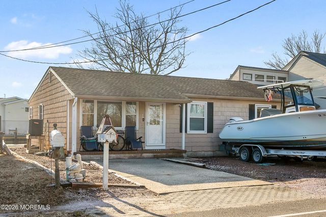 267 Alameda Drive, Brick, NJ 08723