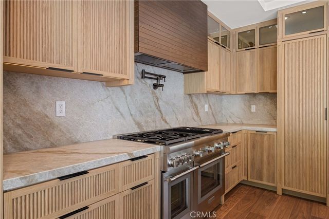 2111 Clark B, Redondo Beach, CA 90278