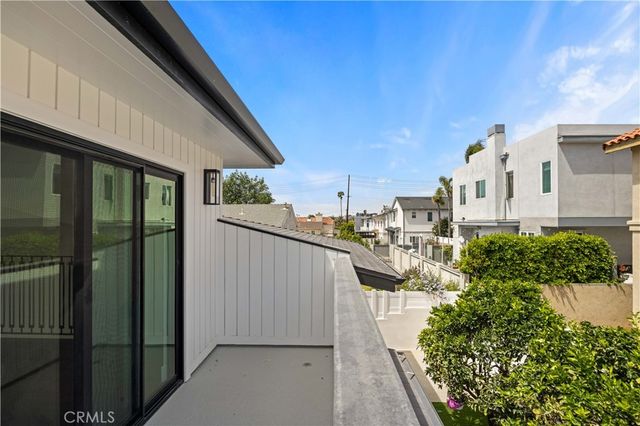 2111 Clark B, Redondo Beach, CA 90278