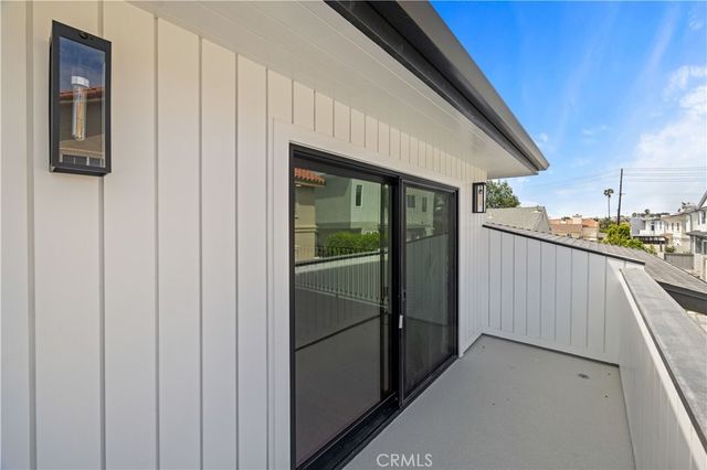 2111 Clark B, Redondo Beach, CA 90278