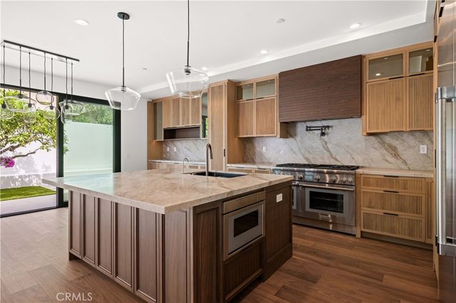 2111 Clark B, Redondo Beach, CA 90278