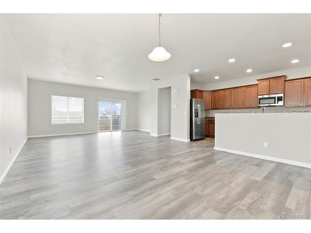 9548 Dahlia Ln, Thornton, CO 80229
