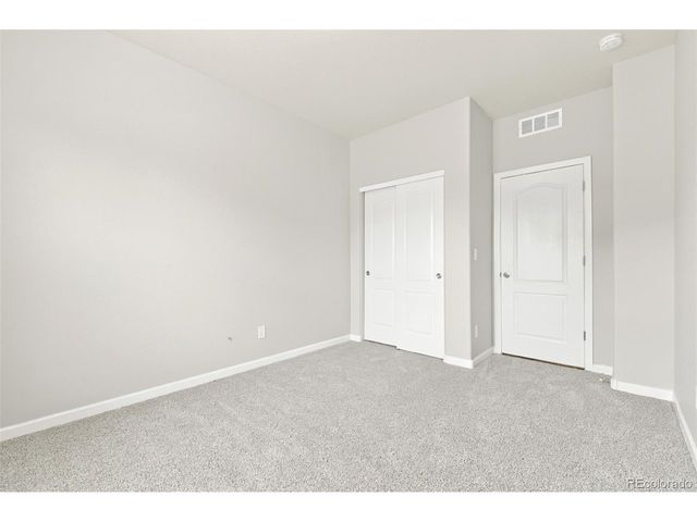 9548 Dahlia Ln, Thornton, CO 80229
