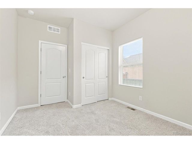 9548 Dahlia Ln, Thornton, CO 80229
