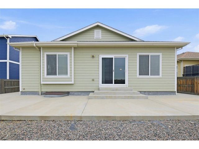 9548 Dahlia Ln, Thornton, CO 80229