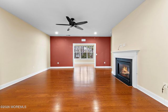 303 Newport Way, Little Egg Harbor, NJ 08087