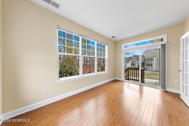 303 Newport Way, Little Egg Harbor, NJ 08087