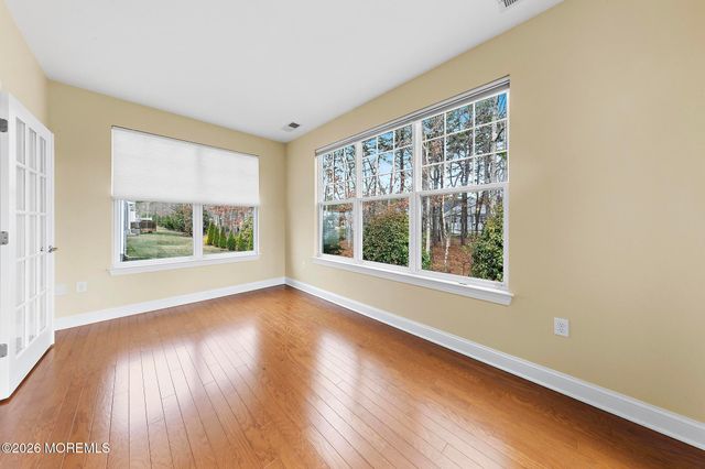 303 Newport Way, Little Egg Harbor, NJ 08087