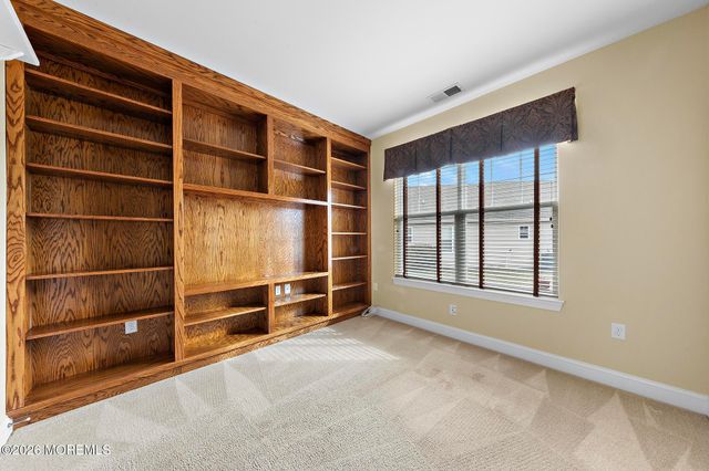 303 Newport Way, Little Egg Harbor, NJ 08087