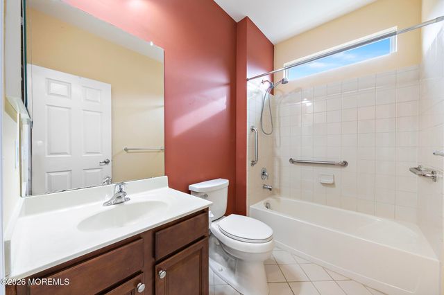 303 Newport Way, Little Egg Harbor, NJ 08087