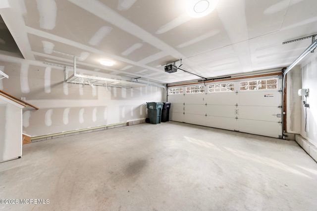 303 Newport Way, Little Egg Harbor, NJ 08087