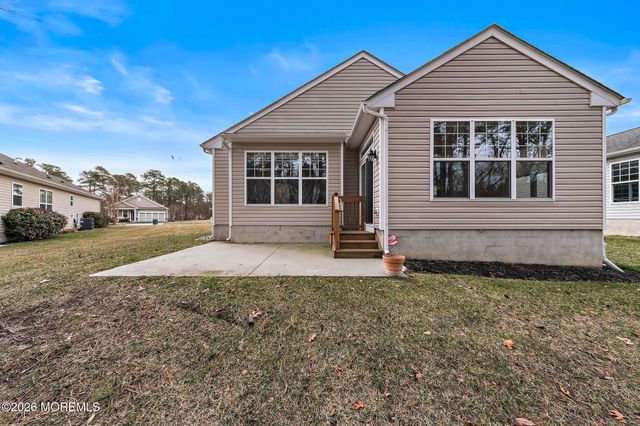 303 Newport Way, Little Egg Harbor, NJ 08087