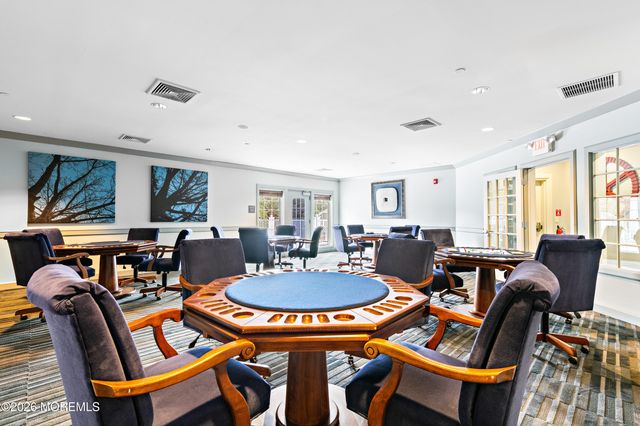 303 Newport Way, Little Egg Harbor, NJ 08087