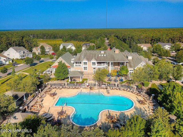 303 Newport Way, Little Egg Harbor, NJ 08087