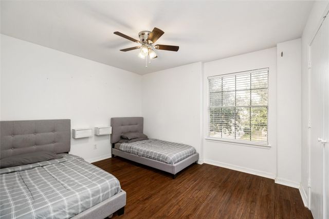 2042 Mickle Creek Drive, Houston, TX 77049