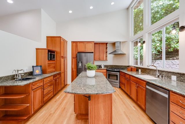 106 Hidden Drive, Scotts Valley, CA 95066