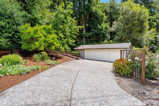 106 Hidden Drive, Scotts Valley, CA 95066