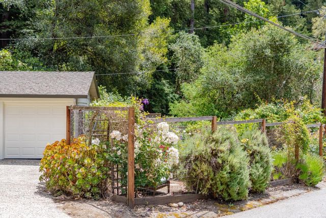 106 Hidden Drive, Scotts Valley, CA 95066