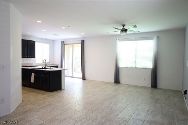 6531 Twin Arrows Avenue, Las Vegas, NV 89122