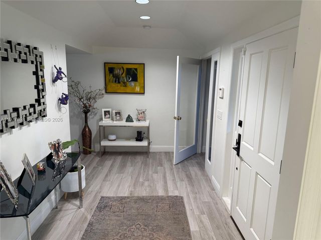 6399 SW 100th Street, Pinecrest, FL 33156