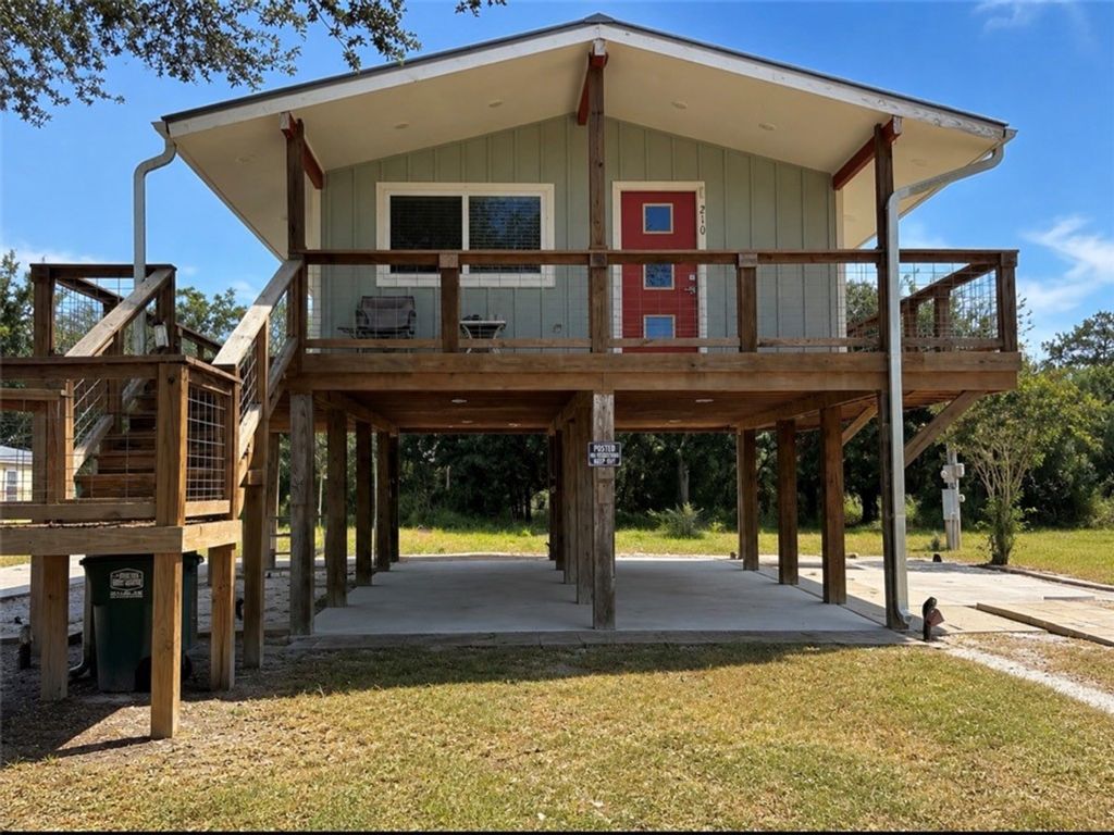210 Danforth St, Woodsboro, TX 78393 — exterior