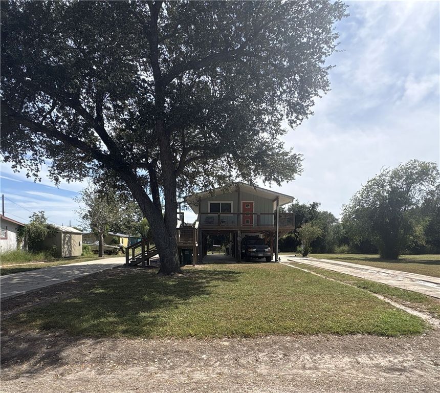 210 Danforth St, Woodsboro, TX 78393 — photo 4