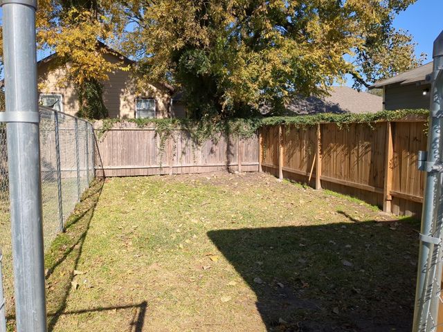 4715 Liberty Rd Road, Houston, TX 77026