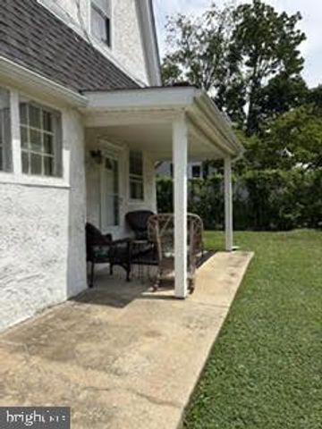 419 KENMORE RD, Havertown, PA 19083