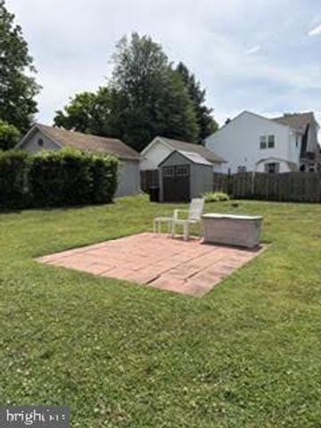 419 KENMORE RD, Havertown, PA 19083